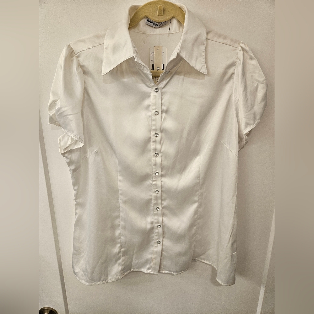 NWT - Hannah Jones White Blouse - Size XL